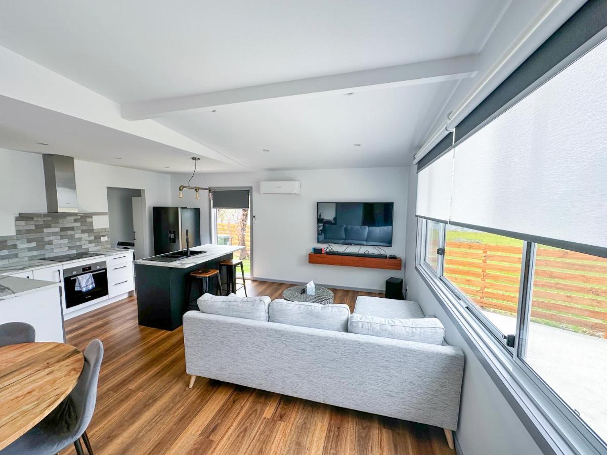 Luxury Holiday Unit 8Min Walk To Town Center With Boat Parking مالكوتا المظهر الخارجي الصورة